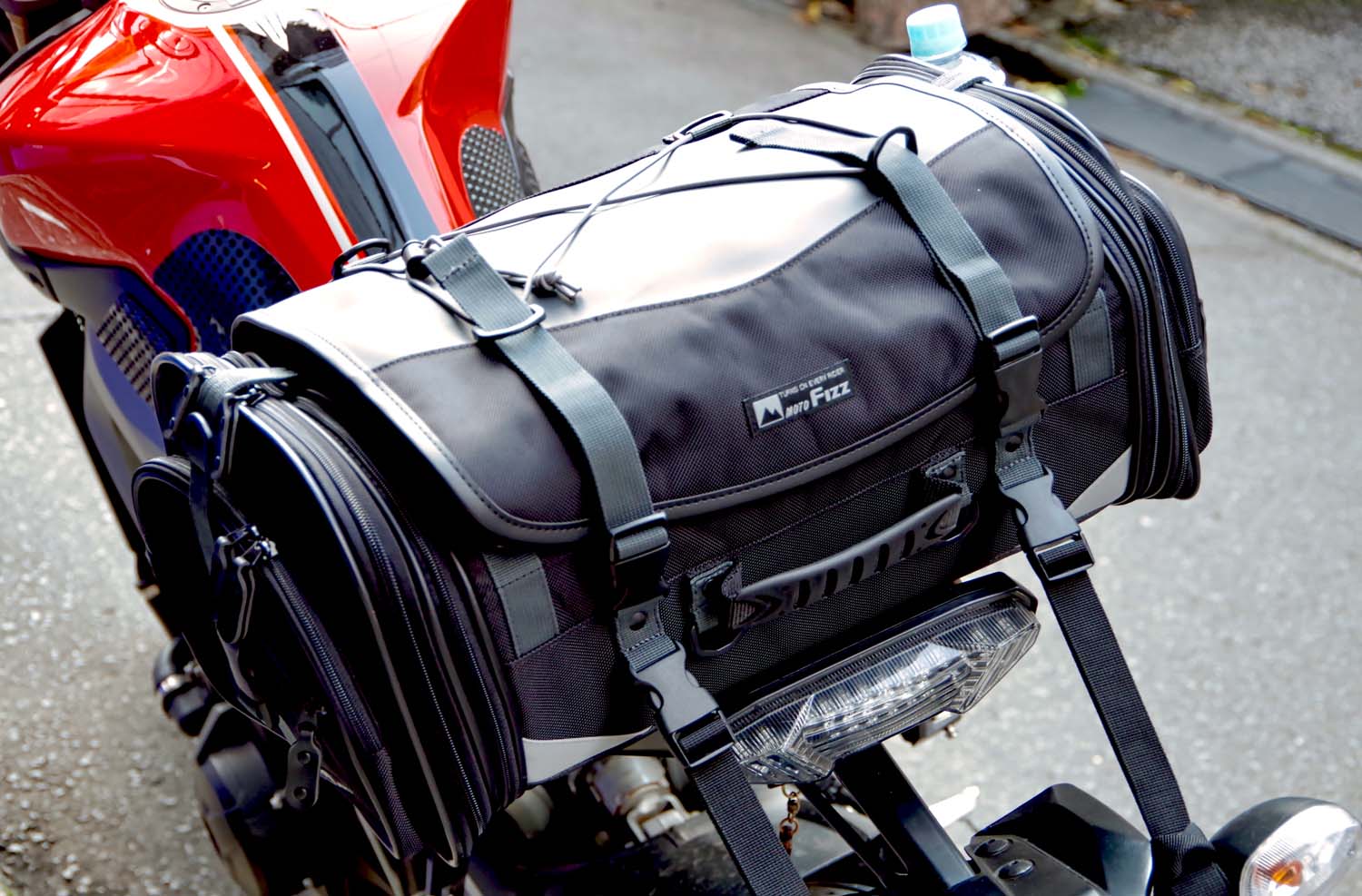 □Moto Fizz ミドルフィールドシートバッグ29L（タナックス 